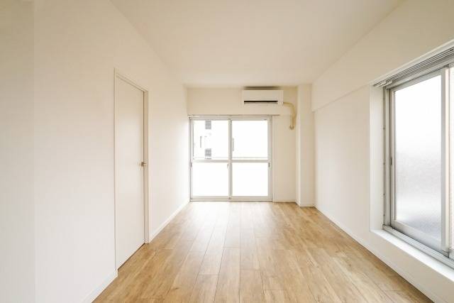 10畳の部屋にエアコンを設置したい！工事費込みの方がお得？ | 埼玉県 
